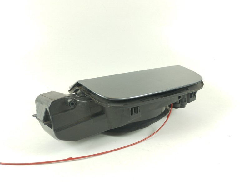 Recambio de tapa exterior combustible para audi a3 sportback (8va) ambiente referencia OEM IAM 8V5809906 8V0862153A 