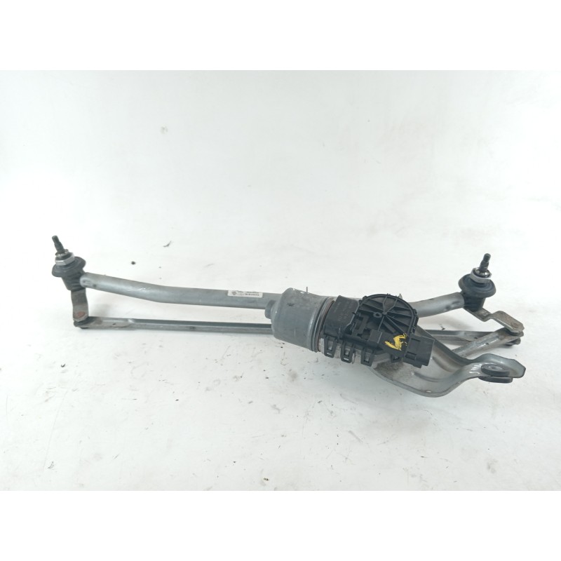 Recambio de motor limpia delantero para dacia sandero ambiance music referencia OEM IAM 8200619512 3397020879 0390241544