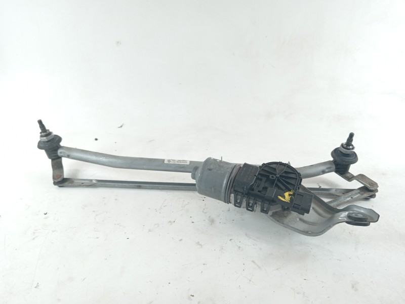 Recambio de motor limpia delantero para dacia sandero ambiance music referencia OEM IAM 8200619512 3397020879 0390241544