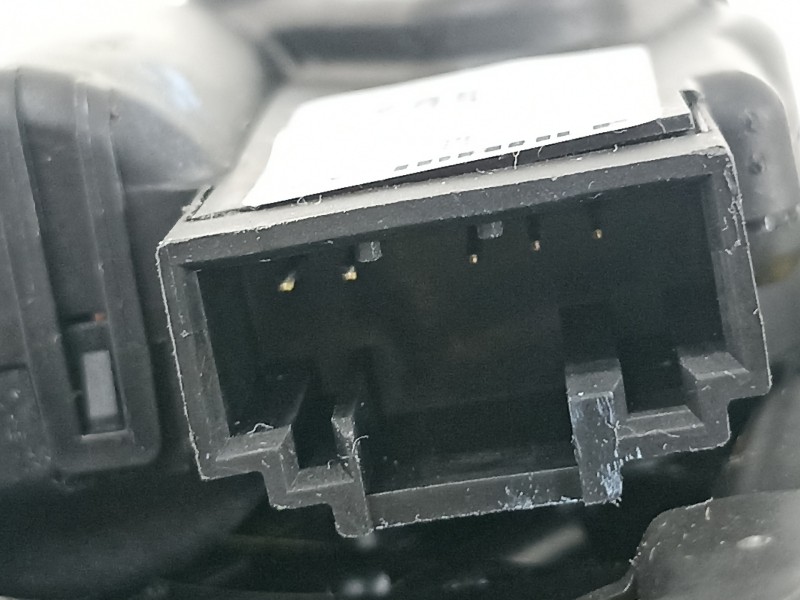 Recambio de motor apertura trampillas climatizador para seat arona xperience referencia OEM IAM 2Q0907511C  