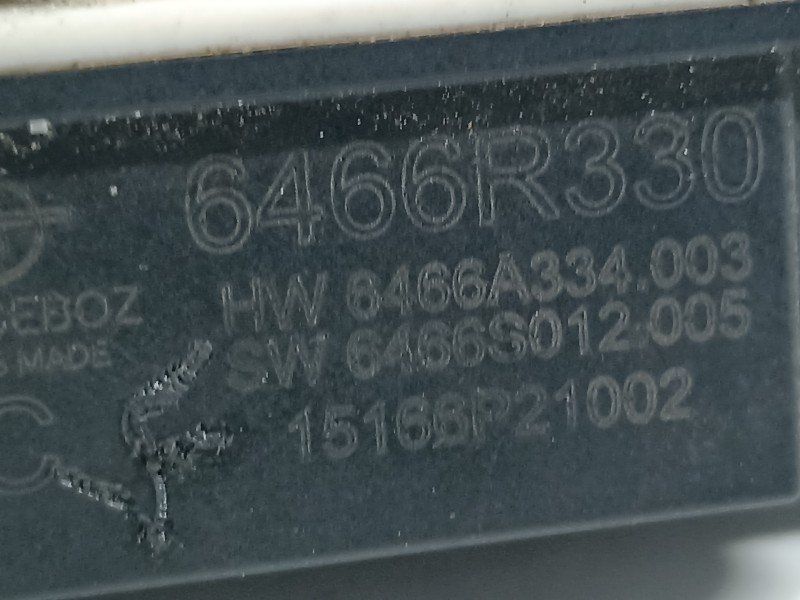 Recambio de no identificado para renault clio iv limited referencia OEM IAM 6466R330  