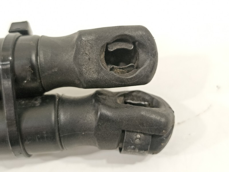 Recambio de amortiguadores maletero / porton para audi a3 sportback (8p) 2.0 tdi ambition referencia OEM IAM 8P4827552B  