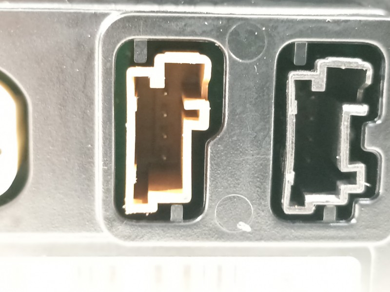 Recambio de pantalla multifuncion para peugeot 308 sw active referencia OEM IAM 9811486280  