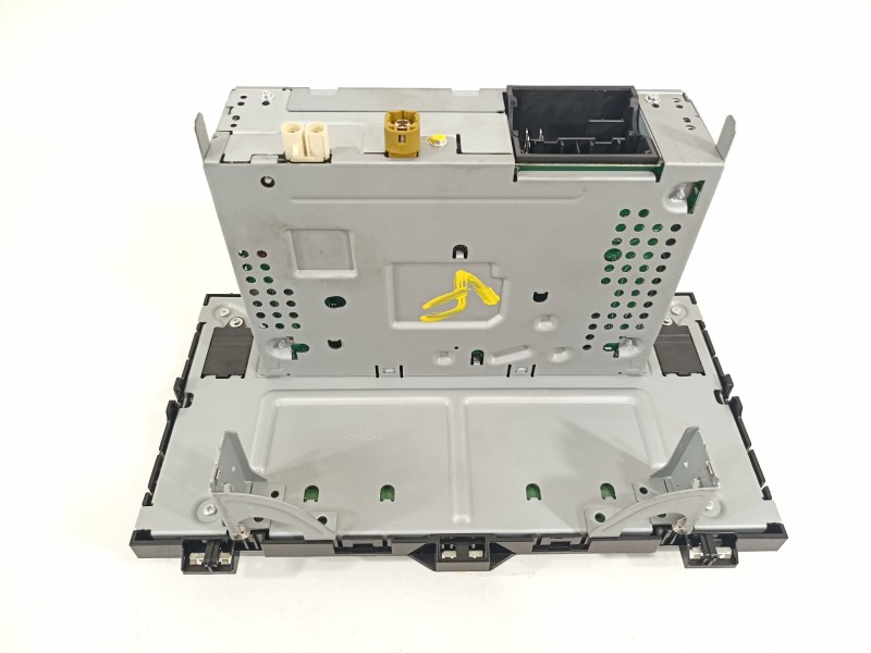 Recambio de pantalla multifuncion para seat arona xperience referencia OEM IAM 5FJ035871B  