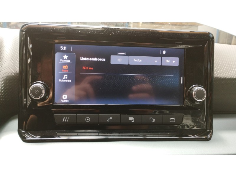 Recambio de pantalla multifuncion para seat arona xperience referencia OEM IAM 5FJ035871B  