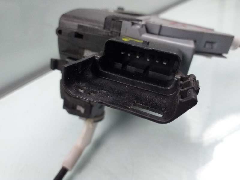 Recambio de cerradura puerta trasera izquierda para peugeot 308 premium referencia OEM IAM 567165  