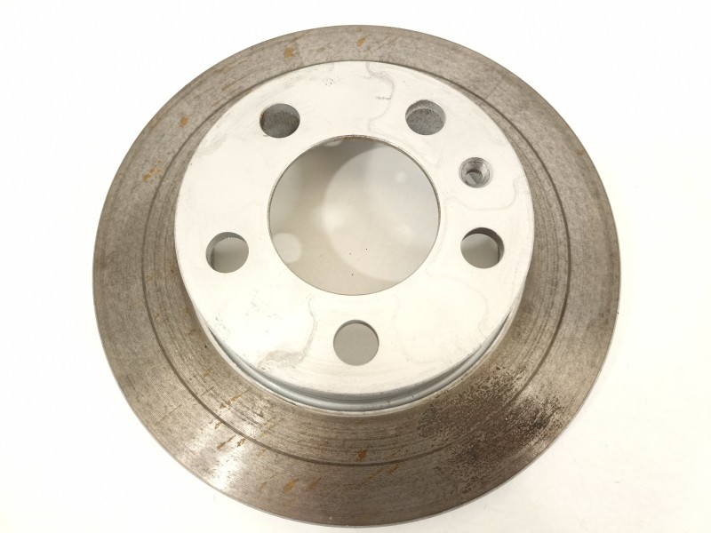 Recambio de disco freno trasero para seat arona xperience referencia OEM IAM 2Q0615601H  