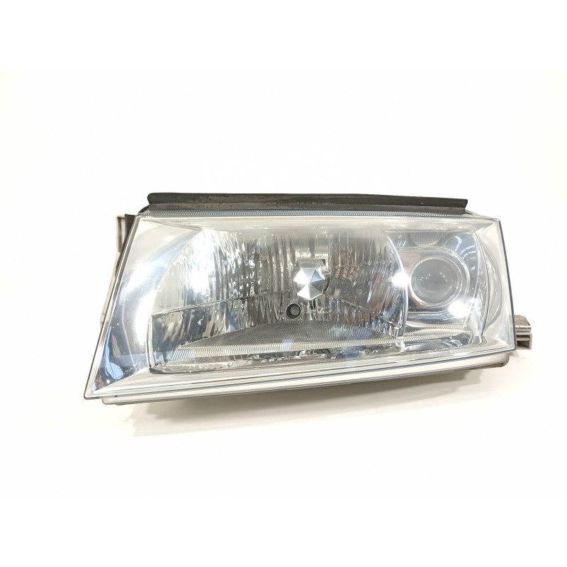 Recambio de faro izquierdo para skoda octavia berlina (1u2) ambiente referencia OEM IAM 1U1941017P  