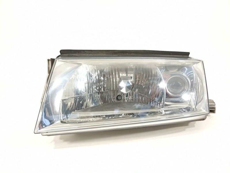 Recambio de faro izquierdo para skoda octavia berlina (1u2) ambiente referencia OEM IAM 1U1941017P  