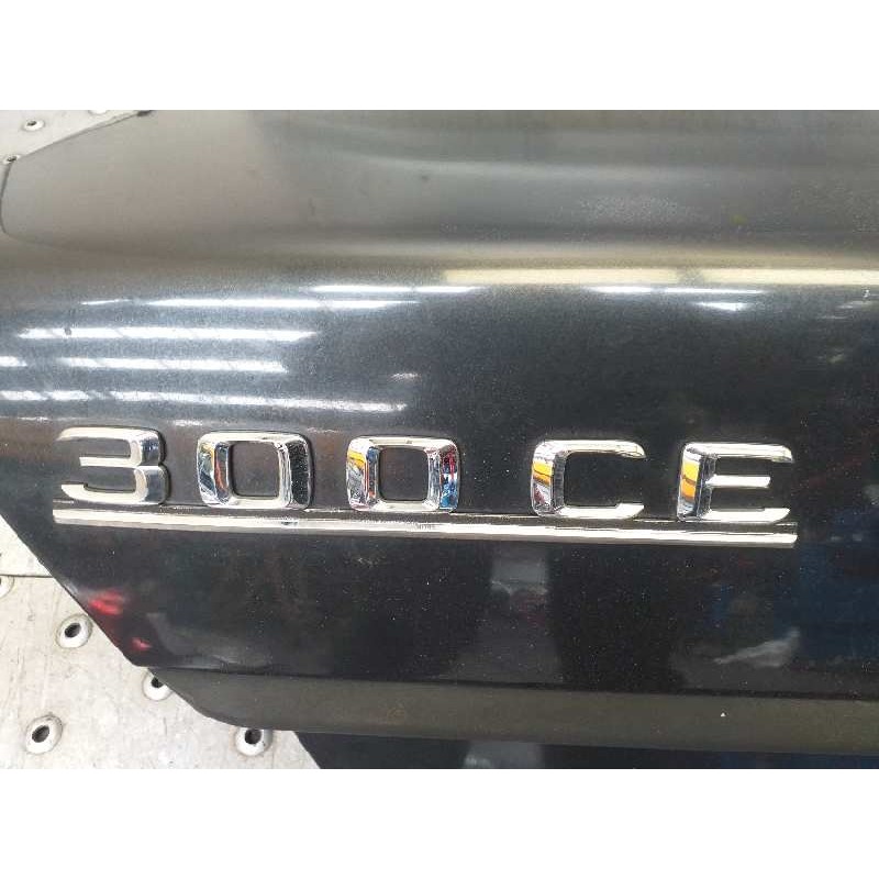 Recambio de tapa maletero para mercedes-benz clase e (w124) berlina e 300 (124.030) referencia OEM IAM   