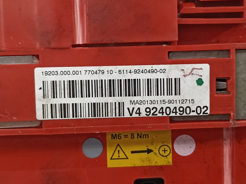 Recambio de caja reles / fusibles para bmw serie 5 lim. (f10) 520d referencia OEM IAM 61149240490  