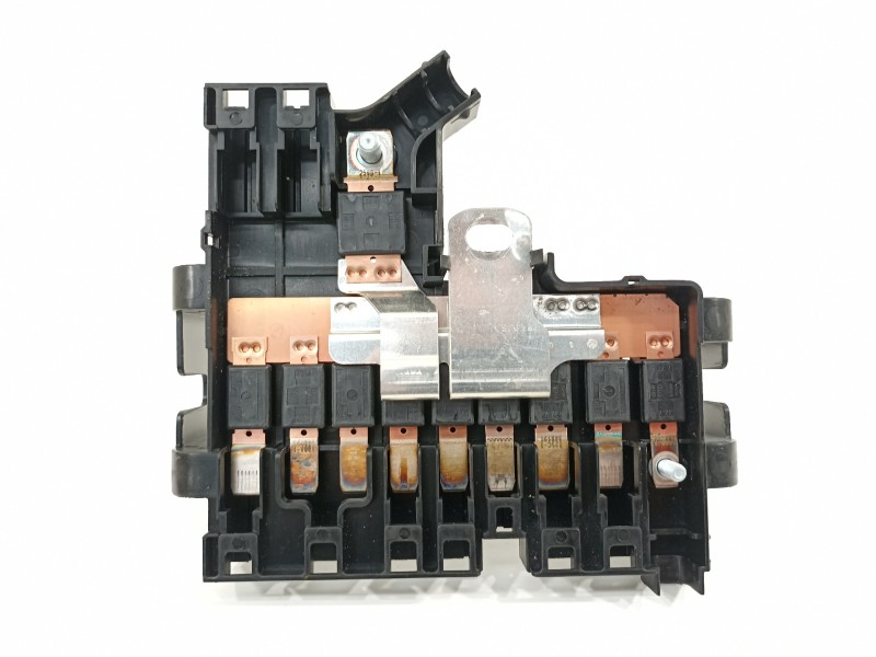 Recambio de caja reles / fusibles para bmw serie 5 lim. (f10) 520d referencia OEM IAM 61149240490  