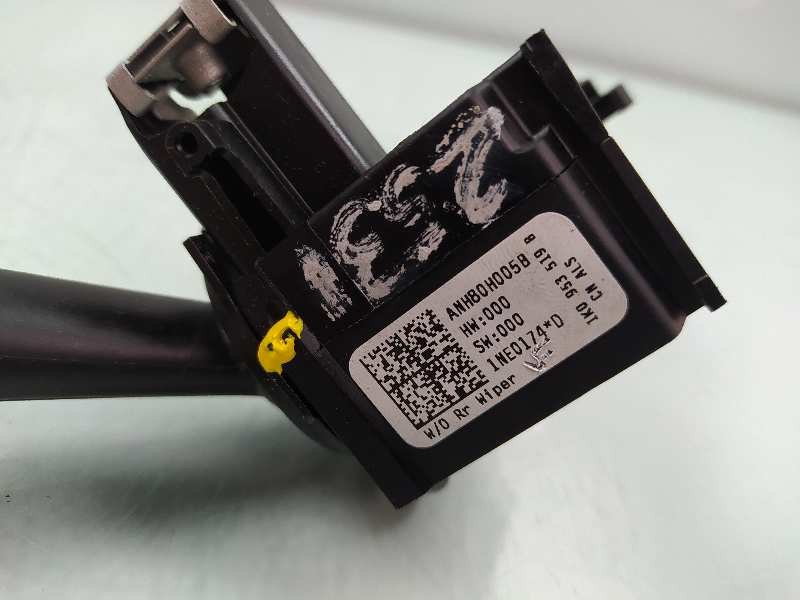 Recambio de mando limpia para volkswagen jetta (1k2) advance referencia OEM IAM 1K0953519B  