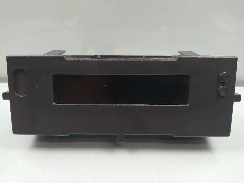 Recambio de pantalla multifuncion para renault kangoo furgón confort referencia OEM IAM 8200755144  