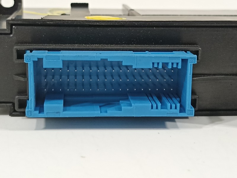 Recambio de modulo confort para bmw serie 5 lim. (f10) 520d efficientdynamics edition referencia OEM IAM 7768083083  
