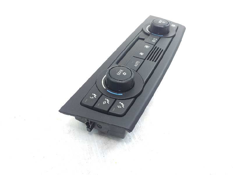 Recambio de mando climatizador para bmw serie 1 berlina (e81/e87) 116i referencia OEM IAM 64119128215  