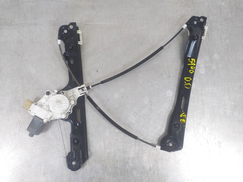 Recambio de elevalunas delantero derecho para bmw serie 1 berlina (e81/e87) 116i referencia OEM IAM 7138466  