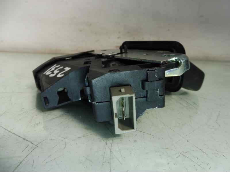 Recambio de cerradura maletero / porton para volkswagen jetta (1k2) advance referencia OEM IAM 4F5827505D 4E0827645A 