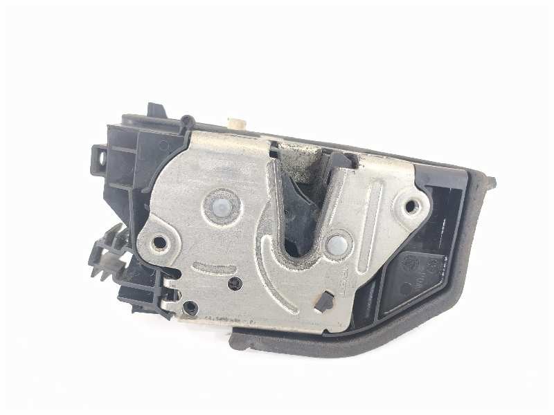 Recambio de cerradura puerta trasera derecha para bmw serie 1 berlina (e81/e87) 116i referencia OEM IAM 7167076  