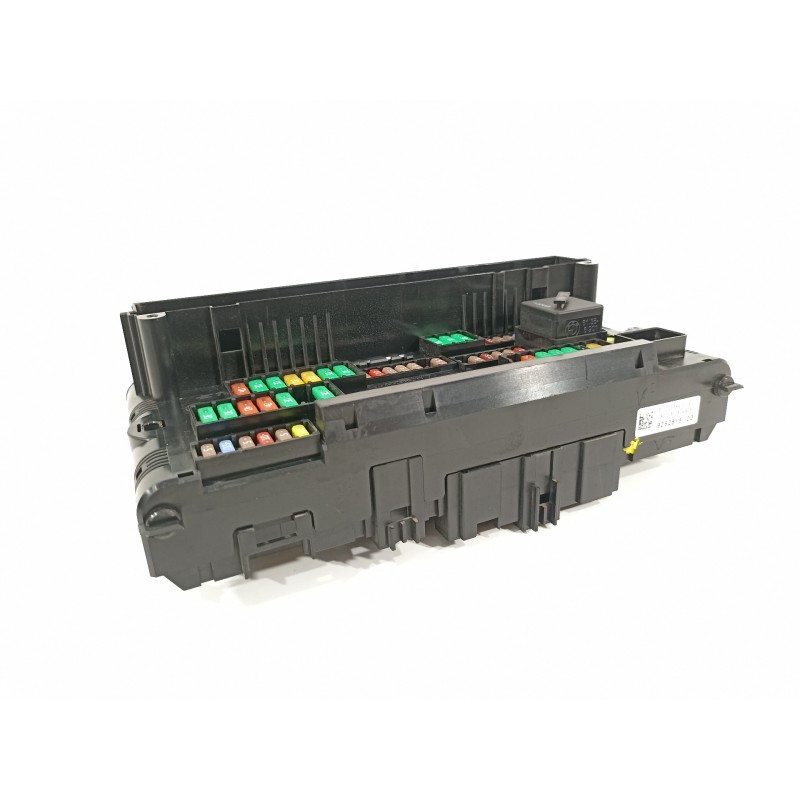 Recambio de caja reles / fusibles para bmw serie 5 lim. (f10) 520d efficientdynamics edition referencia OEM IAM 61149252815 9252