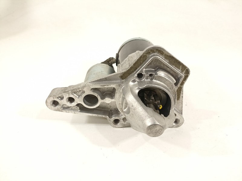 Recambio de motor arranque para dacia dokker ambiance referencia OEM IAM 233001903R  