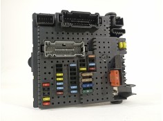 Recambio de caja reles / fusibles para volvo xc70 kinetic awd referencia OEM IAM 28080156