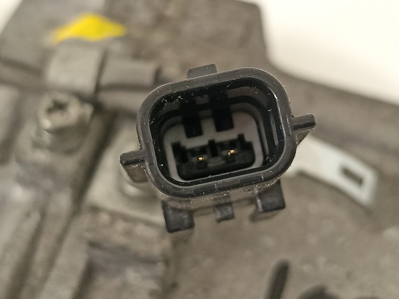 Recambio de compresor aire acondicionado para dacia dokker ambiance referencia OEM IAM 926008367R  