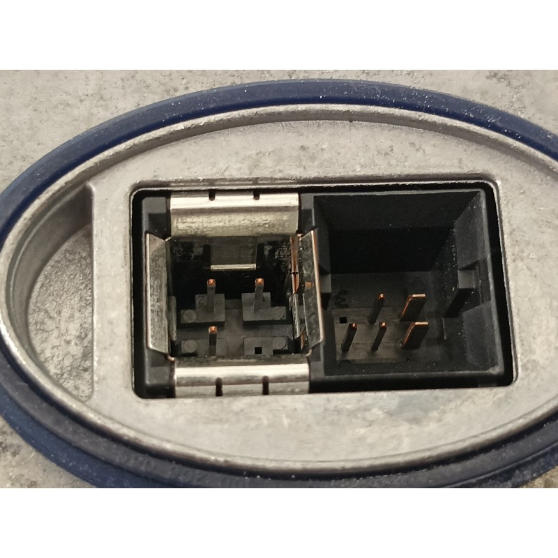 Recambio de centralita faros xenon para bmw serie 5 lim. (f10) 520d efficientdynamics edition referencia OEM IAM 7296090 6311731