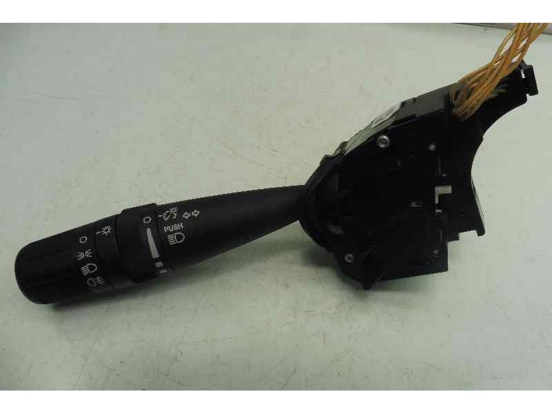 Recambio de mando luces para dodge caliber se referencia OEM IAM 214866137 20672 