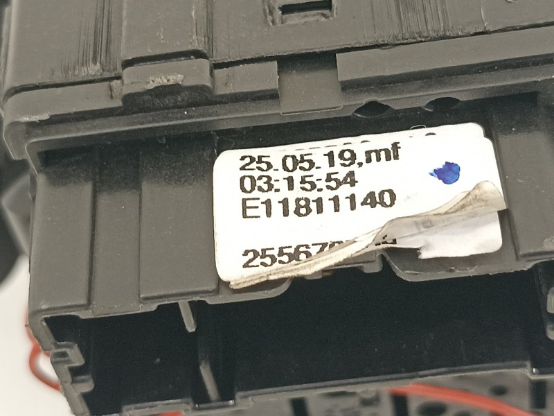 Recambio de mando limpia para dacia dokker ambiance referencia OEM IAM 255670736R  