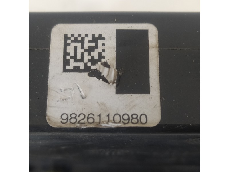 Recambio de cerradura puerta trasera derecha para peugeot 308 access referencia OEM IAM 9826110980  