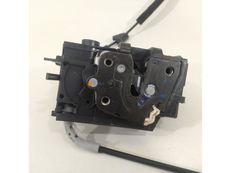 Recambio de cerradura puerta trasera derecha para peugeot 308 access referencia OEM IAM 9826110980  