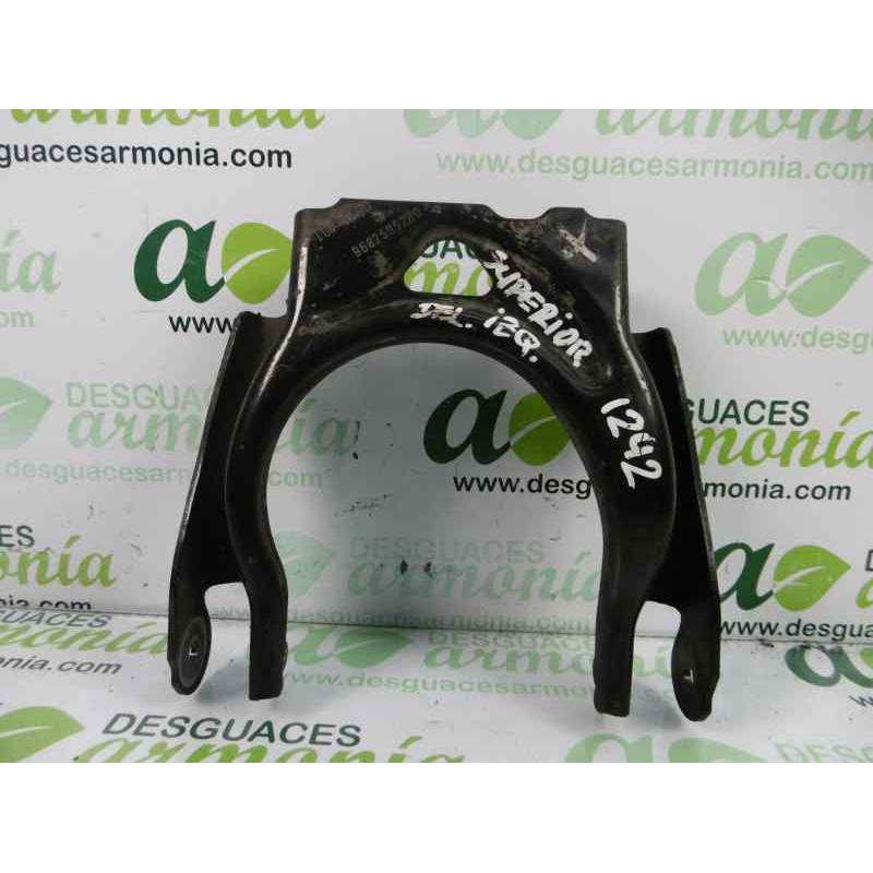 Recambio de brazo suspension superior delantero izquierdo para citroën c5 station wagon exclusive referencia OEM IAM 9682595280 