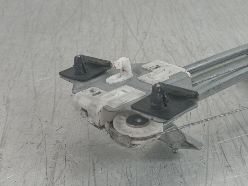 Recambio de elevalunas delantero izquierdo para dacia dokker ambiance referencia OEM IAM 807213915R  