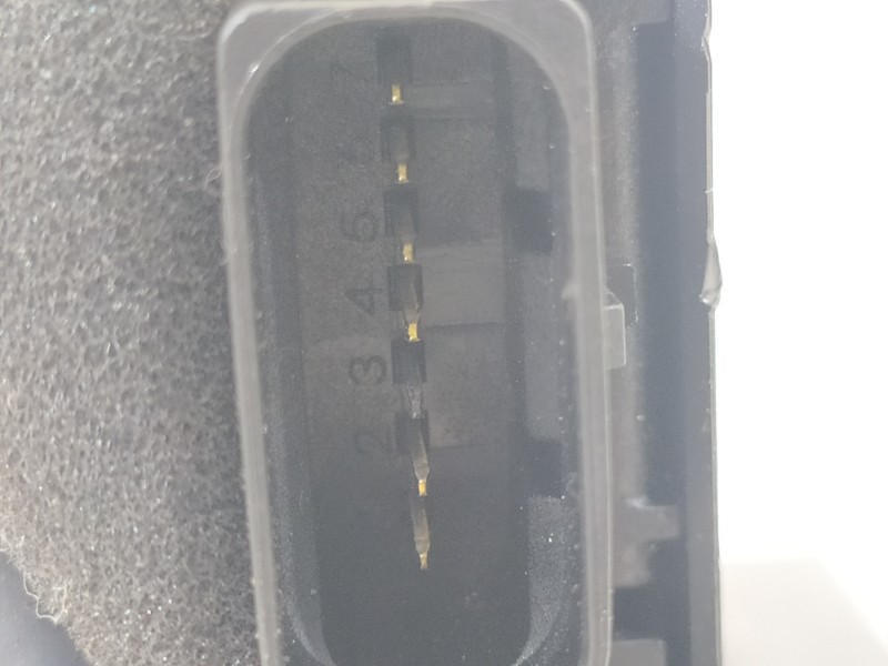 Recambio de cerradura puerta trasera izquierda para peugeot 308 access referencia OEM IAM 9826126080  