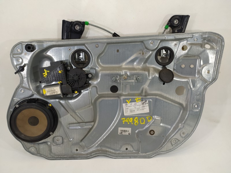 Recambio de elevalunas delantero derecho para volkswagen polo (9n3) advance referencia OEM IAM 6Q4837402S 6Y2959801 