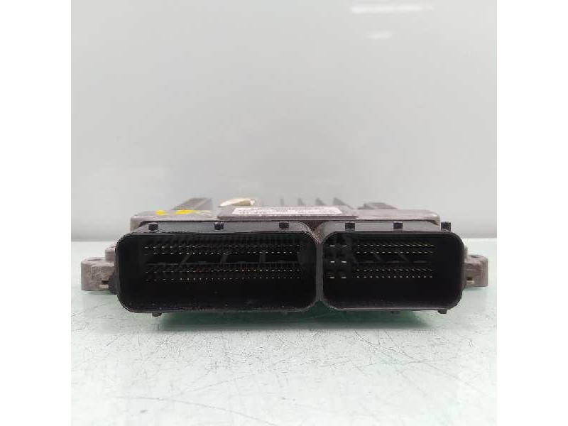 Recambio de centralita motor uce para kia cee´d concept referencia OEM IAM 391302A700 28418011 