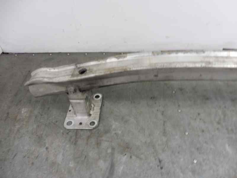 Recambio de refuerzo paragolpes delantero para renault scenic ii confort dynamique referencia OEM IAM   