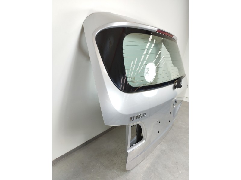 Recambio de porton trasero para mercedes-benz clase b (w245) 180 cdi (245.207) referencia OEM IAM 2602721490  