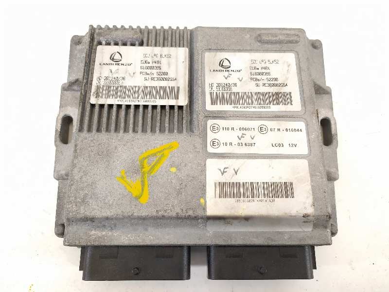 Recambio de centralita motor uce para dacia sandero ambiance referencia OEM IAM 616000395  