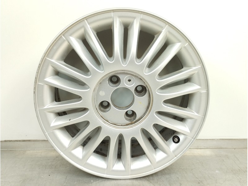 Recambio de llanta para renault megane ii berlina 5p dynamique referencia OEM IAM 8200412197A  