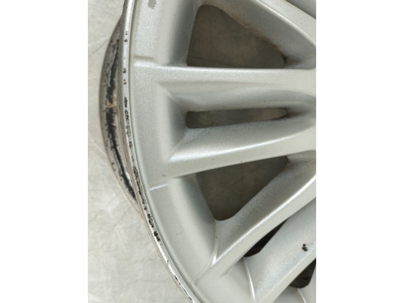 Recambio de llanta para renault megane ii berlina 5p dynamique referencia OEM IAM 8200412197A  