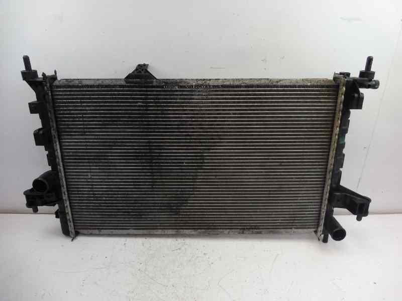 Recambio de radiador agua para opel corsa c essentia referencia OEM IAM 13100381  