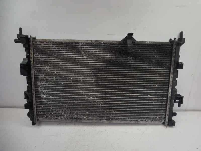 Recambio de radiador agua para opel corsa c essentia referencia OEM IAM 13100381  