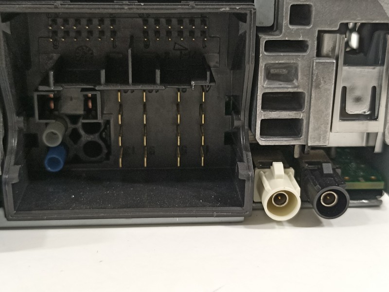 Recambio de sistema navegacion gps para bmw serie 5 lim. (f10) 520d efficientdynamics edition referencia OEM IAM 65126821144  
