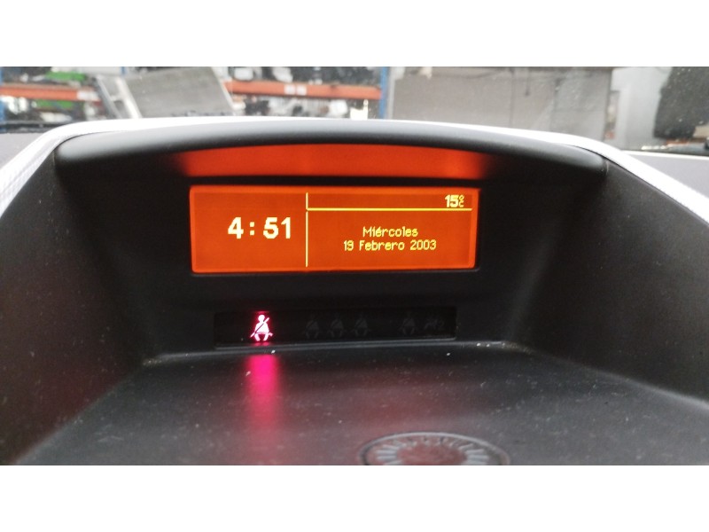 Recambio de pantalla multifuncion para peugeot 207 207 3p referencia OEM IAM 9664483980  