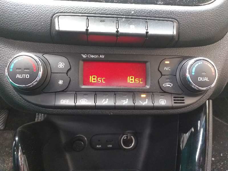 Recambio de mando climatizador para kia cee´d concept referencia OEM IAM 97250A2202  