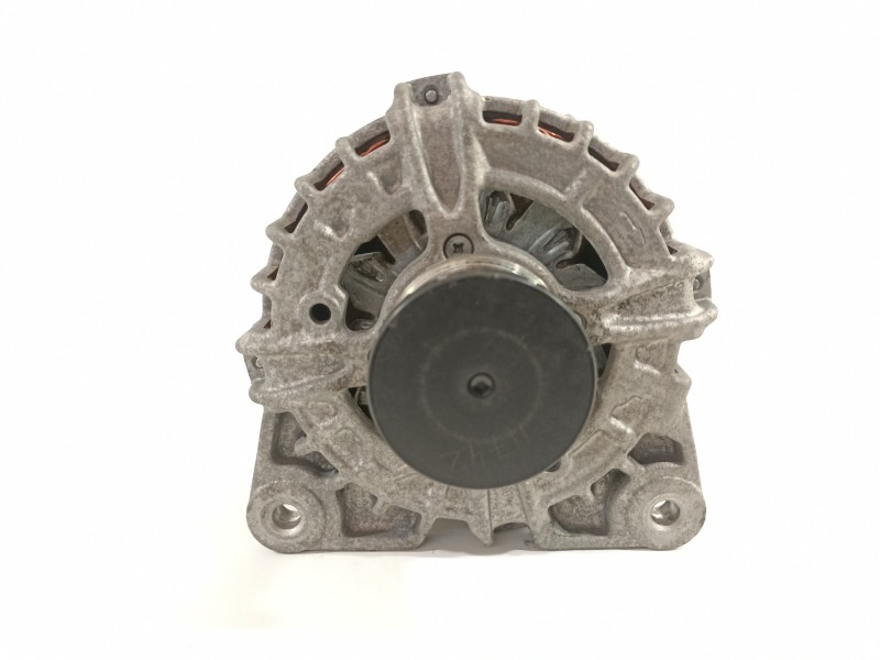Recambio de alternador para nissan qashqai (j11) 360 referencia OEM IAM 231004BE0B  