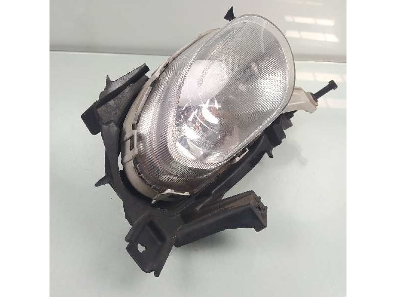 Recambio de faro antiniebla derecho para kia cee´d concept referencia OEM IAM 92202A2000  