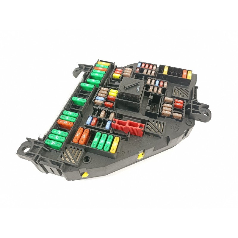 Recambio de caja reles / fusibles para bmw serie 5 lim. (f10) 520d efficientdynamics edition referencia OEM IAM 61149264923 9264